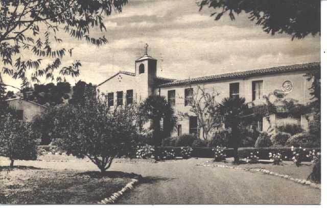 villanovabw.jpg
